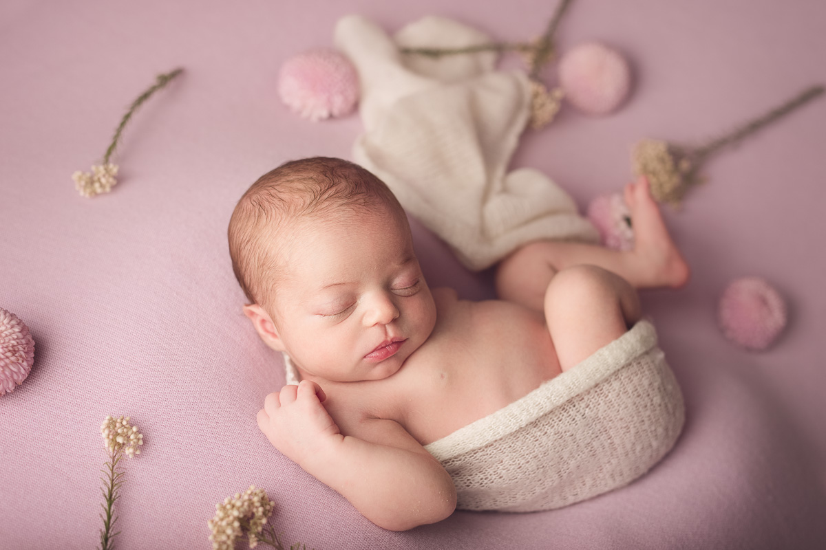 Newborn Photographer: How to Choose One?